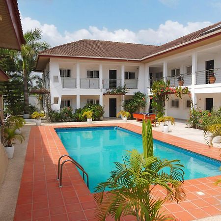 Bragha Apartments And Hotel Sekondi-Takoradi Dış mekan fotoğraf